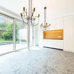 Maison de 369 m² avec 4 chambre(s) en location à Brussel