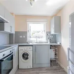 Rent 2 bedroom flat in Edinburgh  North