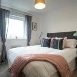 Rent 2 bedroom apartment in Runcorn