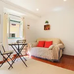 Rent 1 bedroom apartment in Lisbon