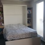 Appartement de 323 m² avec 1 chambre(s) en location à Marseille
