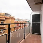 Rent 3 bedroom apartment of 58 m² in barcelona