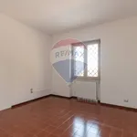 Affitto 5 camera casa di 220 m² in Lonato del Garda