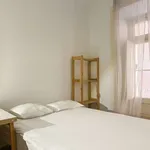 Rent a room in lisbon