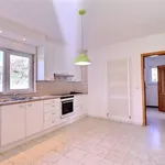 Maison de 2500 m² avec 4 chambre(s) en location à Ohain