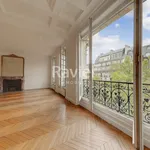 Rent 5 bedroom apartment of 160 m² in Paris