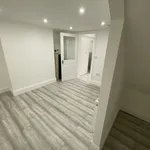 Rent 3 bedroom apartment in London