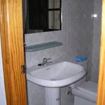 Rent 2 bedroom apartment of 66 m² in Granada']