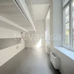 Rent 2 bedroom apartment of 90 m² in Torino