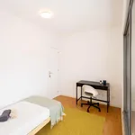 Rent 5 bedroom apartment in Lisbon