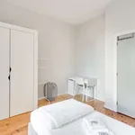 Rent 10 bedroom apartment in porto