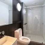 Rent 2 bedroom apartment in Melbourne