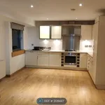 Rent 2 bedroom flat in Glasgow