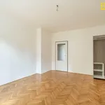 Pronajměte si 3 ložnic/e byt o rozloze 72 m² v Capital City of Prague