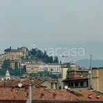 Affitto 2 camera appartamento di 58 m² in Bergamo