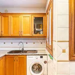 Rent 3 bedroom apartment in barcelona