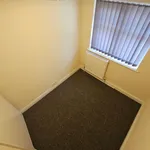 Rent 3 bedroom flat in West Midlands