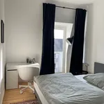 Miete 3 Schlafzimmer wohnung von 861 m² in Frankfurt