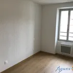 Rent 3 bedroom apartment of 56 m² in SIGEAN