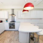 Rent 6 bedroom house in Leeds