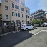 Affitto 3 camera appartamento di 75 m² in Roma