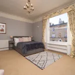 Rent 3 bedroom apartment of 2002 m² in Bath