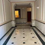 Rent 5 bedroom apartment of 220 m² in Naples