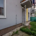 Pronajměte si 2 ložnic/e byt o rozloze 50 m² v Milovice