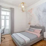 Rent a room in lisbon