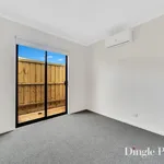 Rent 5 bedroom house in Thornhill Park