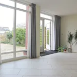 Huur 2 slaapkamer huis van 138 m² in Voorschoten