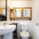 Rent 3 bedroom house in South East England