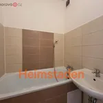 Pronajměte si 3 ložnic/e byt o rozloze 52 m² v Havířov