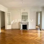 Rent 5 bedroom apartment of 148 m² in Paris