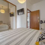 Rent a room of 125 m² in madrid