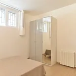 Rent a room of 120 m² in Rome