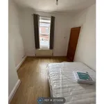 Rent 4 bedroom house in Yorkshire And The Humber