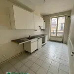 Rent 3 bedroom apartment of 9635 m² in LYON