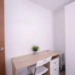 Rent a room of 100 m² in valencia