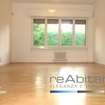 Rent 4 bedroom house of 210 m² in Arese