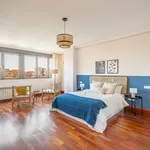 Rent 7 bedroom apartment in Madrid