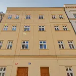 Rent 1 bedroom apartment of 60 m² in Prague