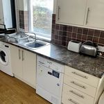 Rent 4 bedroom flat in Wales