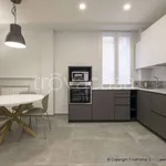 Rent 3 bedroom apartment of 75 m² in Milano