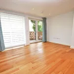 Flat to rent in London Road, High Wycombe, Buckinghamshire HP11