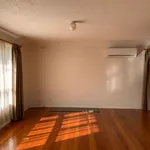 Rent 1 bedroom house in Springvale South