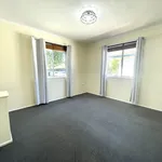 Rent 3 bedroom house of 405 m² in Caboolture South