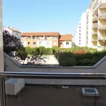 Rent 2 bedroom apartment of 4898 m² in VILLEURBANNE