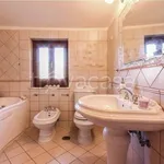 Rent 4 bedroom house of 160 m² in Castellabate