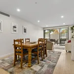 Rent 3 bedroom apartment in Melbourne